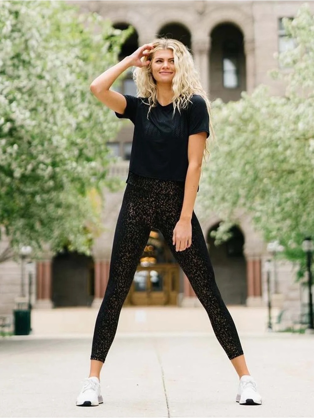 Zyia Active Black Gold Metallic Leopard Print Size 6-8